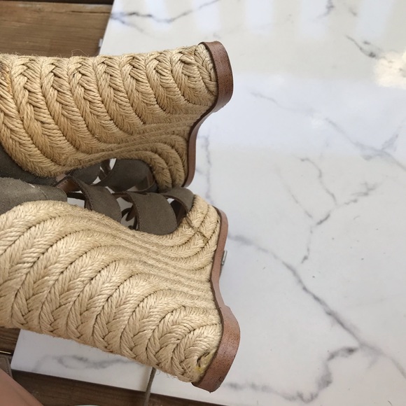 Steve Madden suede lace up wedges - Picture 5 of 8